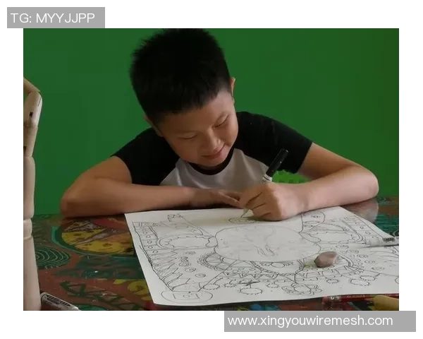 画画与踢足球双栖球星：用艺术和运动诠释多才多艺的人生