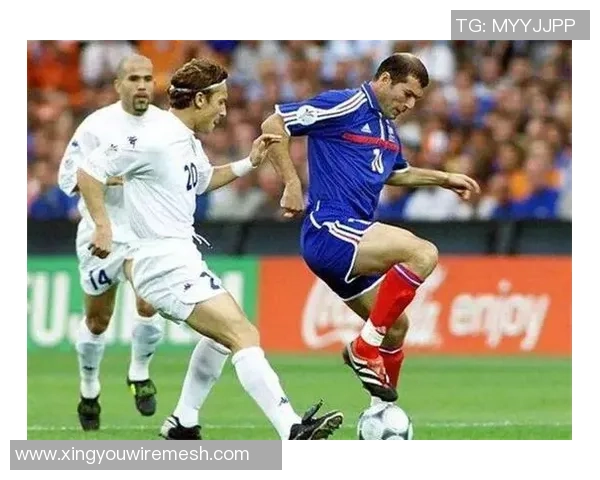 足球球星古文的辉煌生涯与绿茵场传奇故事全面解读